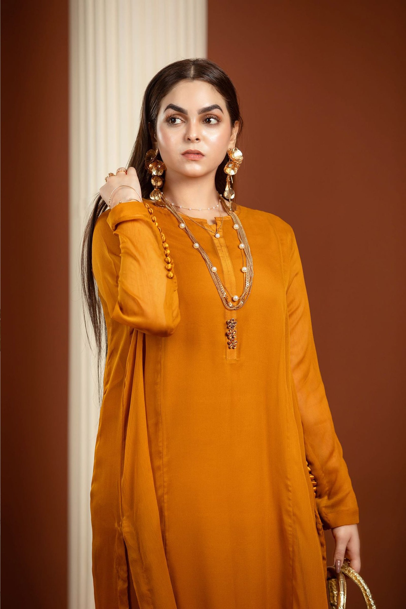 Saffron Hue